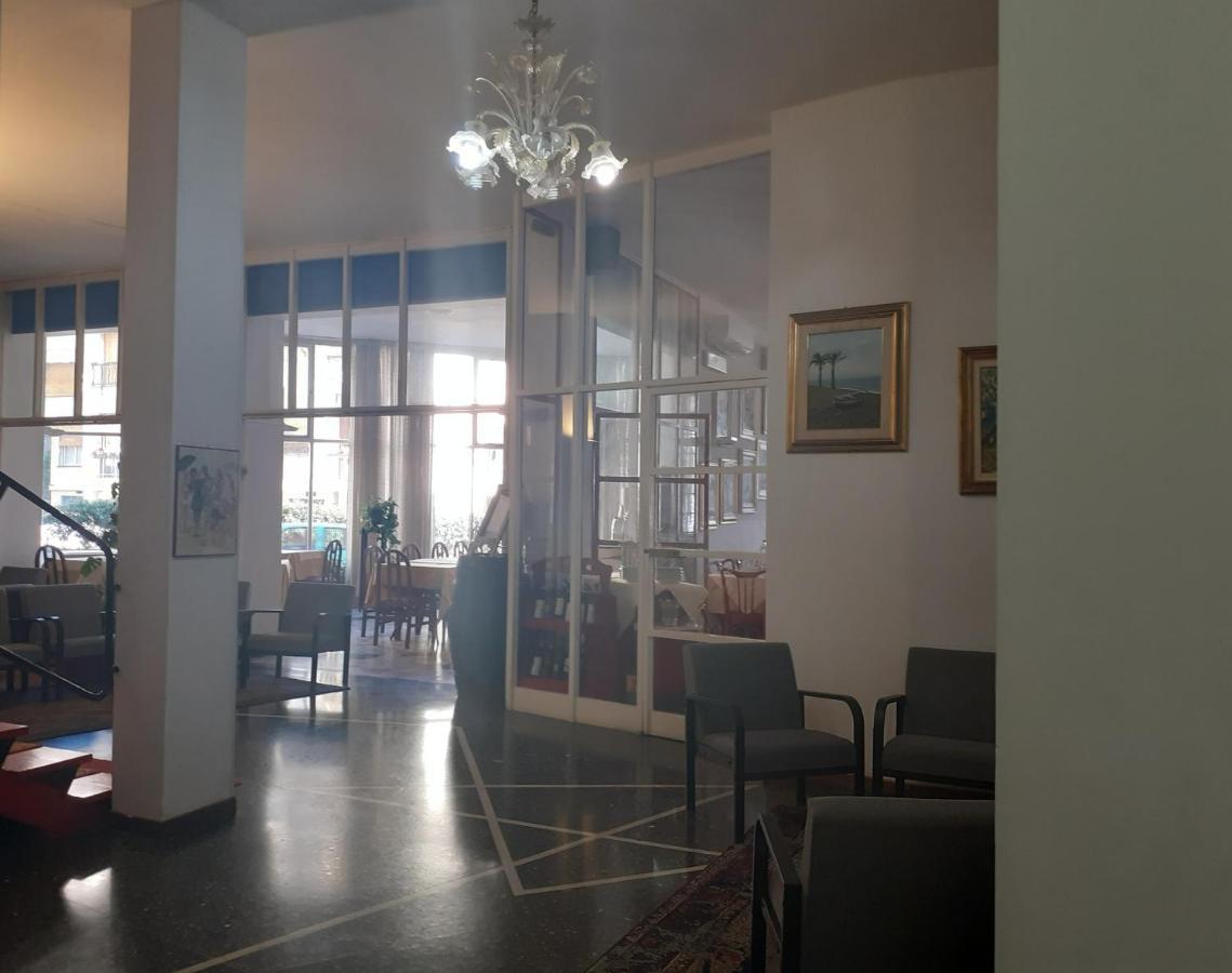 Hotel Colibri Finale Ligure Exterior foto